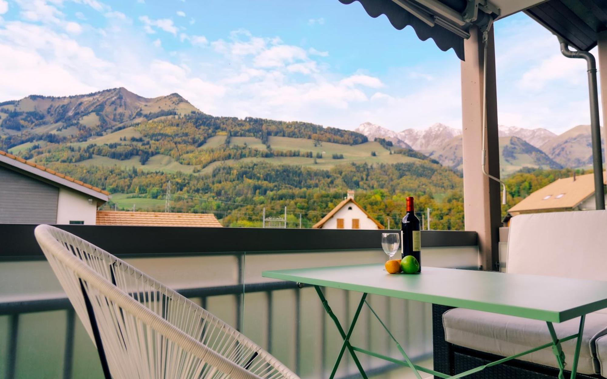 Gruyere Alpes Appartement 3 Chambres Bbq Parking Neirivue Exterior foto